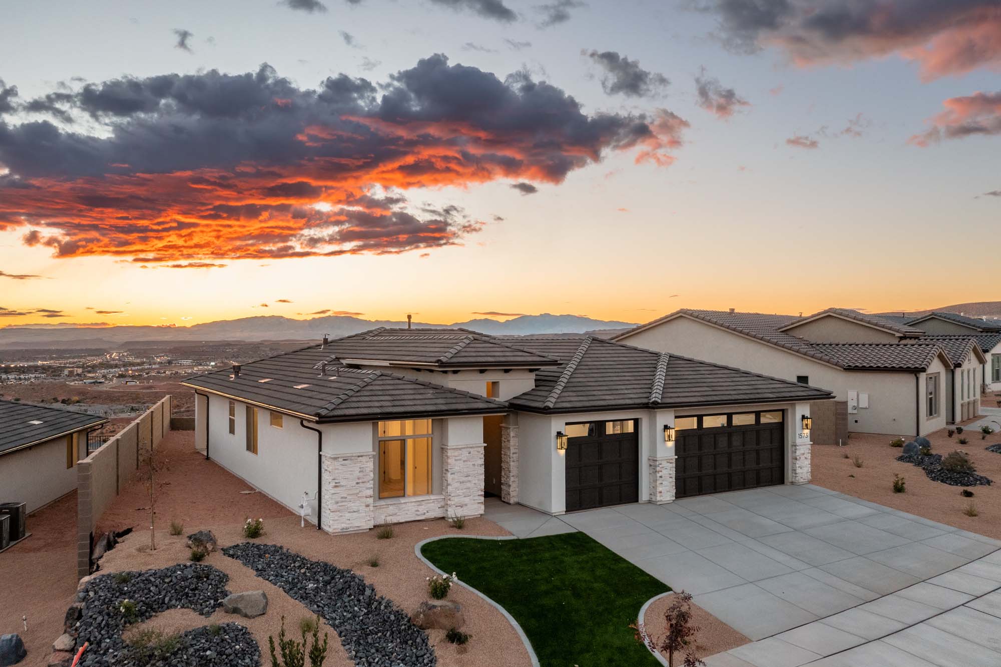 Exterior | Highland at SOLIS in Washington, UT by Cole West