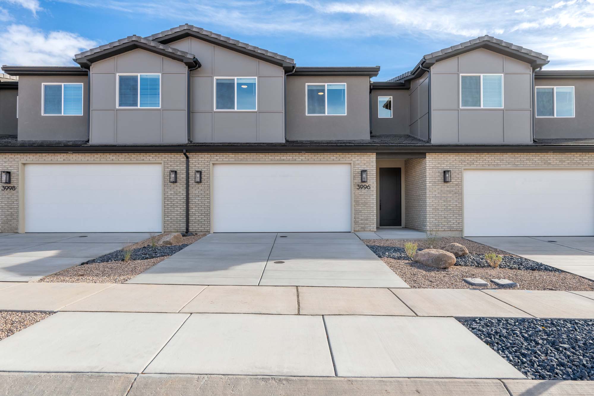 Exterior | Sunburst at RISE in Washington, UT by Cole West