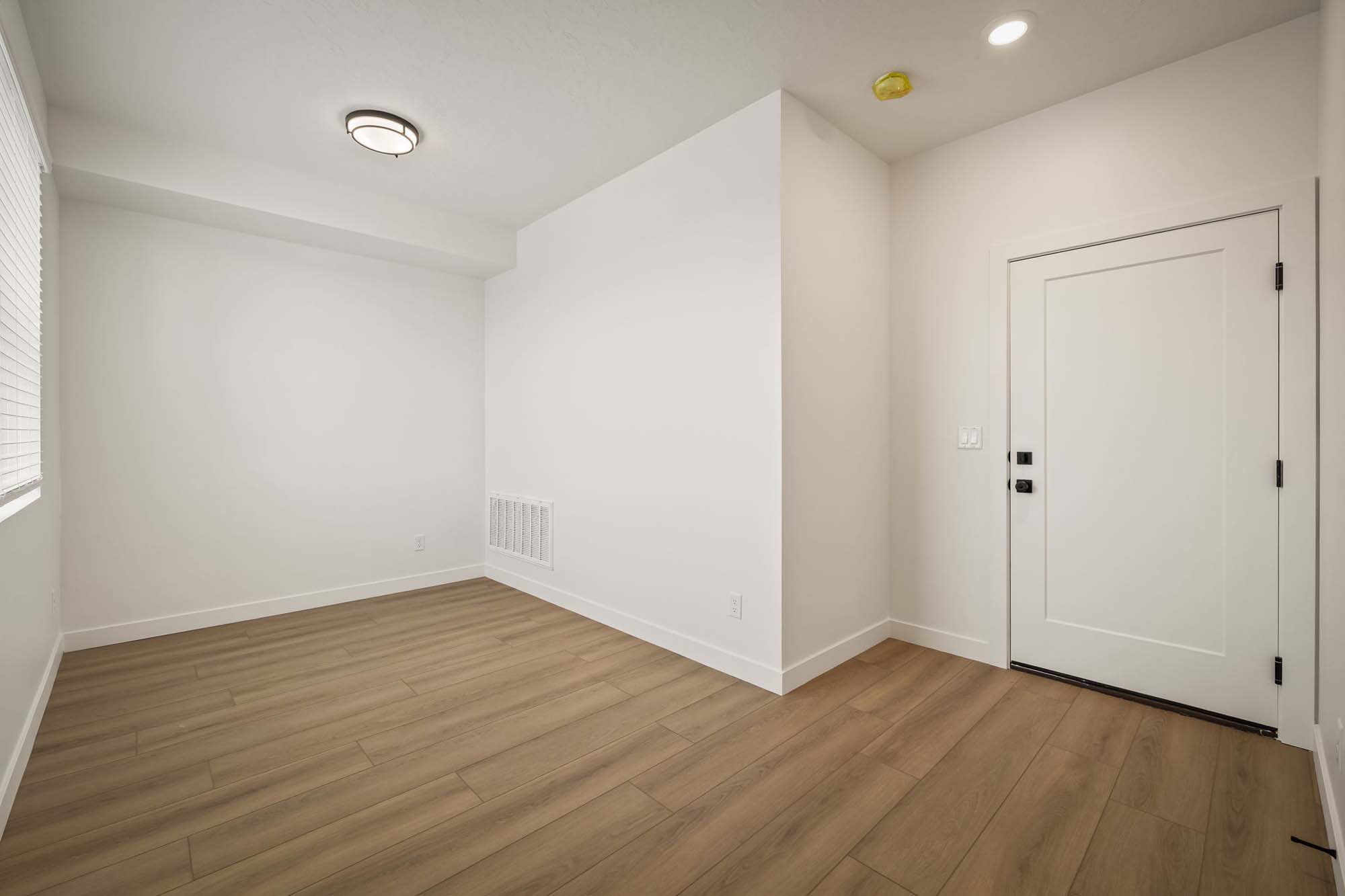 Flex Room | Cambria E Interior Units at theHAZEL in Roy, UT by Cole West
