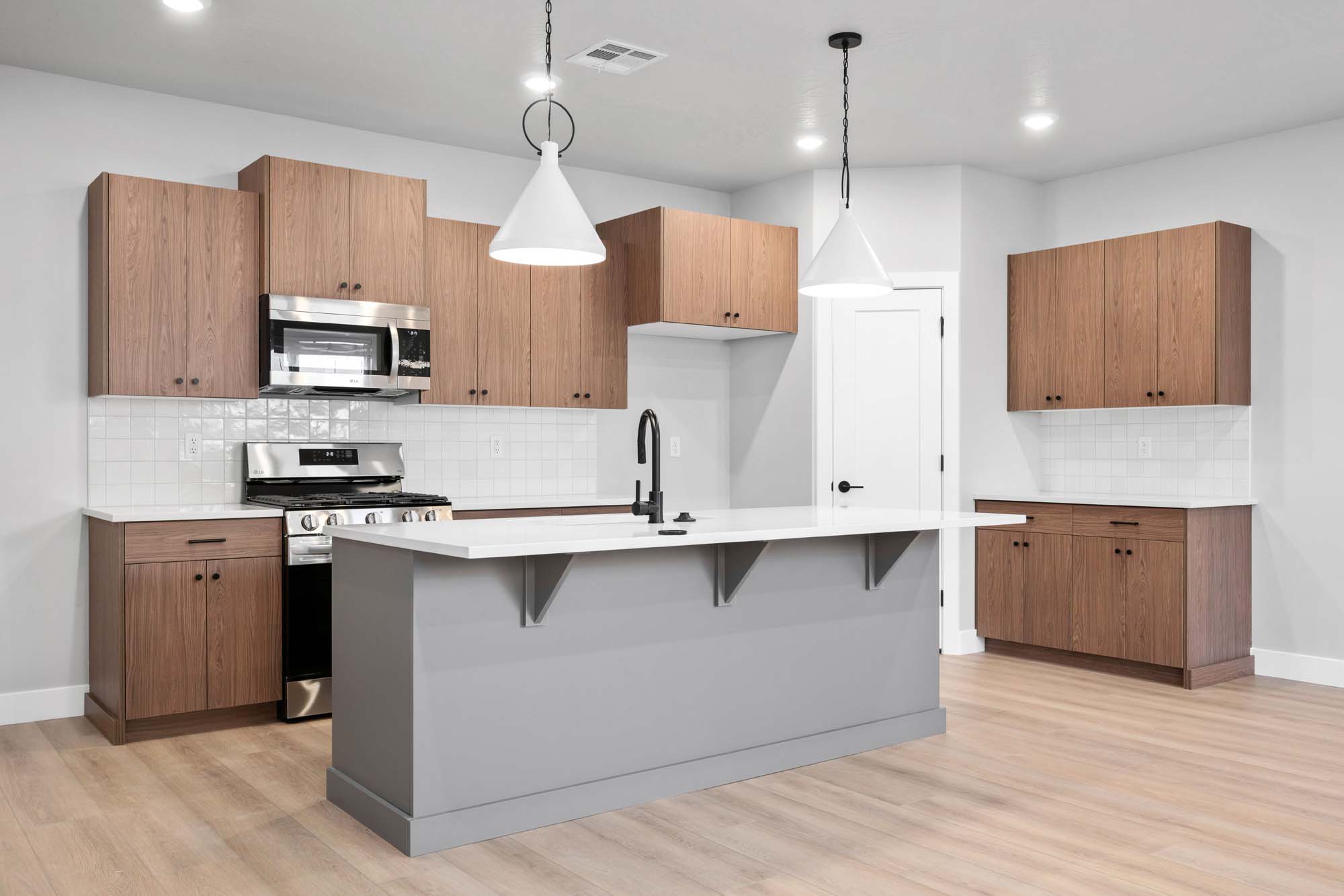 Kitchen | Sunrise at RISE in Washington, UT by Cole West