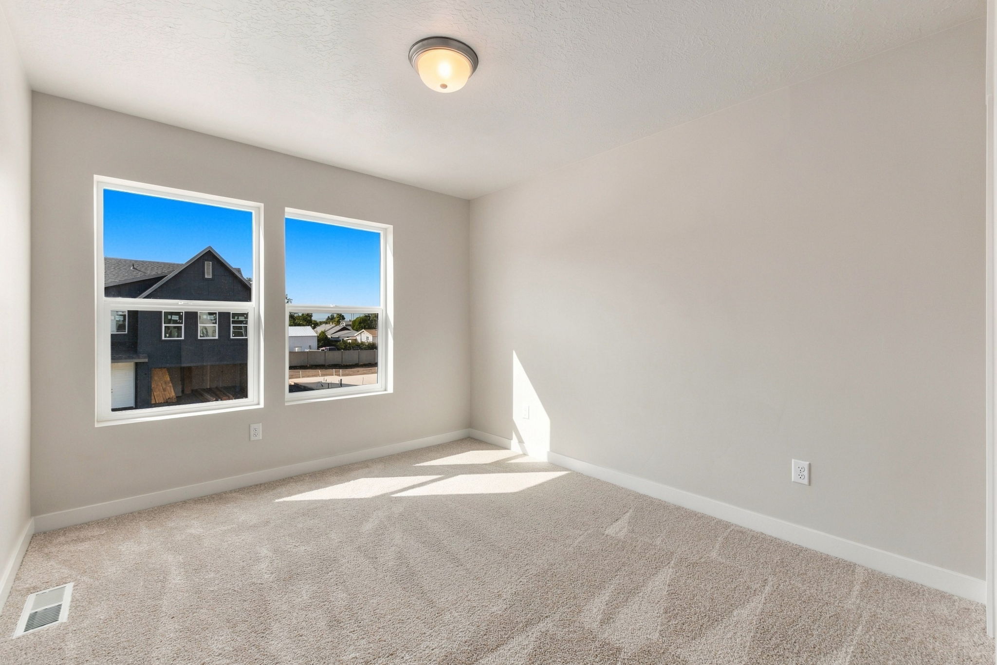 Lot 28